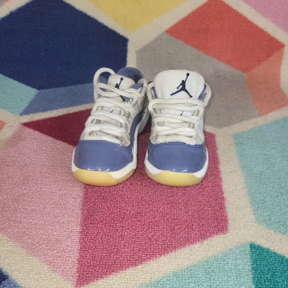 Air Jordan 11 Retro Low TD Lilac White Toddler Shoes SZ 11C